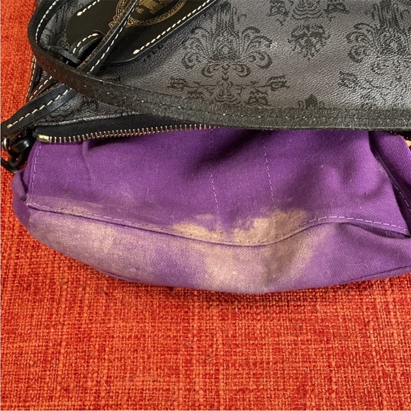 D&B Dooney & Bourke HM Haunted Mansion Wallpaper Print Crossbody - Picture 16 of 16